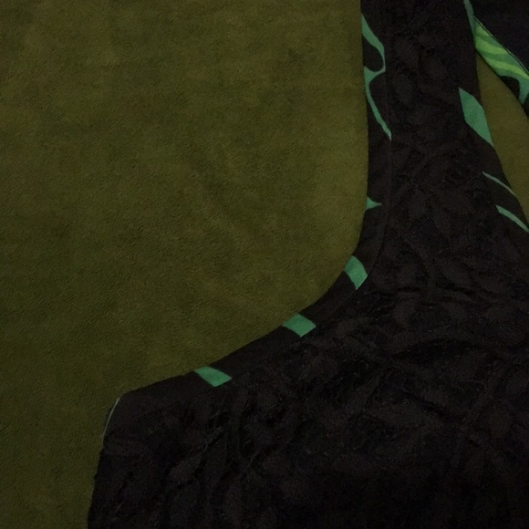 Lilly Pulitzer lace dress - Picture 8 of 8